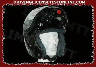 A protective helmet with a good ventilation system: