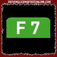 Welke wegennetten worden aangeduid met de letter F ?