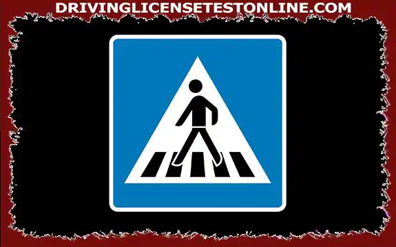 Bu trafik işaretiyle ne yapmanız gerekiyor ?