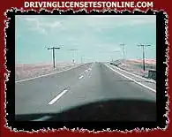 Ak . riadite auto ťahajúce ľahký príves na obojsmernej ceste a s ramenom menším ako 1,50 metra znázorneným na fotografii, aká rýchlosť by nemala prekročiť ?