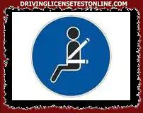 On what kind of roads is it mandatory to wear a seat belt ?