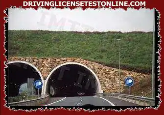 תמרון כיוון הפוך אסור בכל המנהרות ?