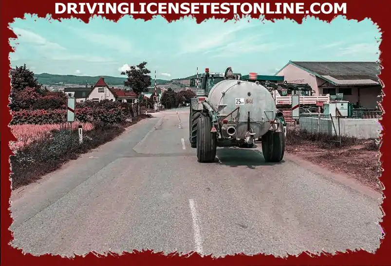 From where can you overtake the tractor with trailer again at this level crossing, if no...