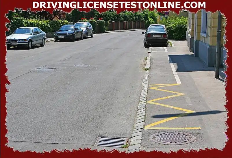 How long can you park your vehicle on the yellow floor marking at most ?