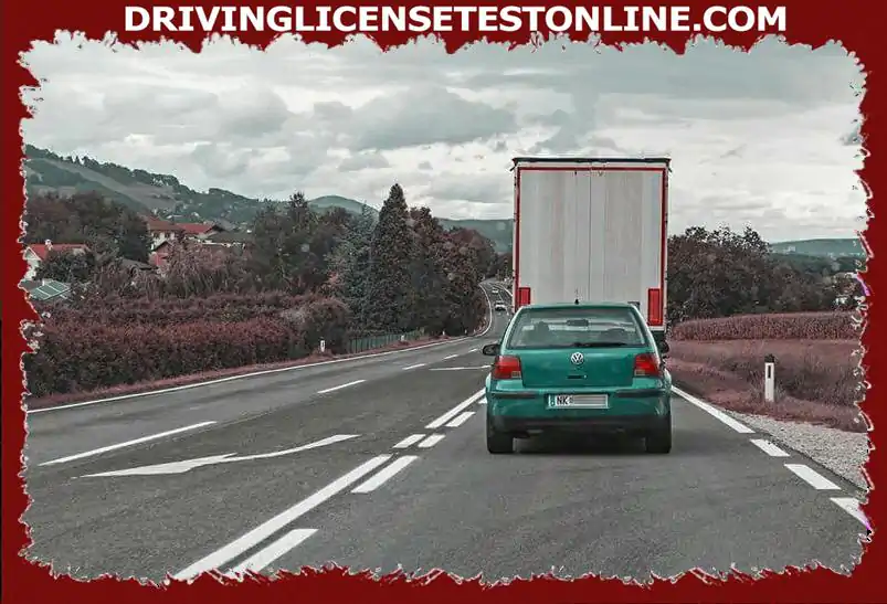 Los vehículos delante de usted viajan a 70 km / h . ¿Cómo puede comprobar si el rango...