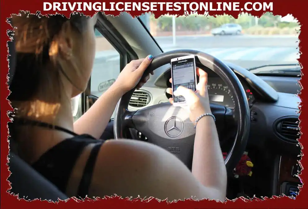 Utiliser un téléphone portable en conduisant peut être dangereux