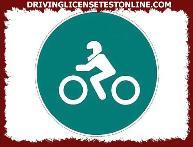 Un cyclomoteur est obligé de circuler sur une route ainsi balisée