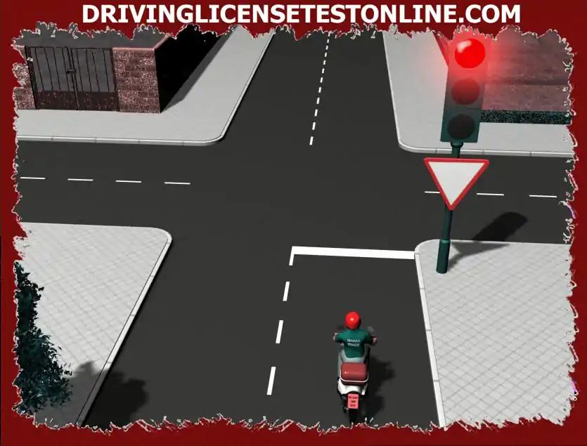 À cette intersection, que doit faire le conducteur de cyclomoteur