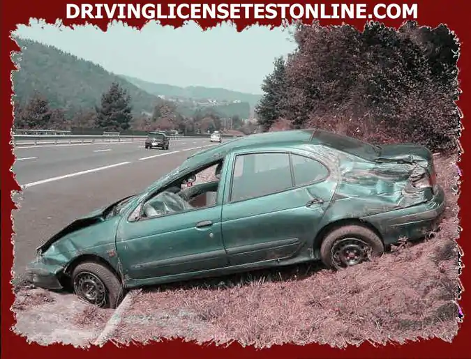 La mayoría de los accidentes de tráfico que provocan muertes se producen. . .