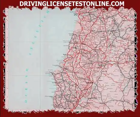 사용하는 도로 지도의 축척은 1:1 . 000 . 000 . 지도에서 선형 센티미터가 얼마나 멀리 있는지 ?