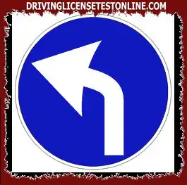 표시된 기호 | 다음 교차로에서 좌회전해야 함을 나타냅니다.