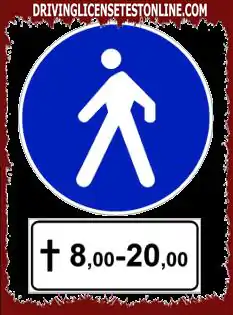 Road signs: | The sign shown allows transit on public holidays and at the times indicated...