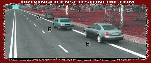 Which car driver violated the stopping rules ?