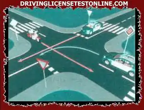 Which vehicle   will last pass through the intersection ? in the traffic situation as in the picture