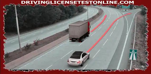 Cili drejtues automjeti shkel rregullat e trafikut në rast të lëvizjes në drejtim të shigjetës ?