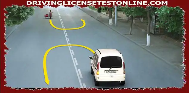 Տվյալ իրավիճակում , ո՞ր վարորդին արգելվում է մեքենան շրջել սլաքի ուղղությամբ ?